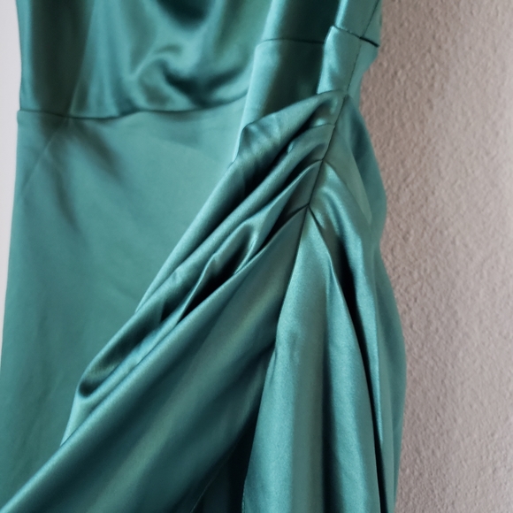 Emerald Green Spaghetti Strap Draped High Slit Tulip Skirt Satin Midi Dress - Picture 10 of 16